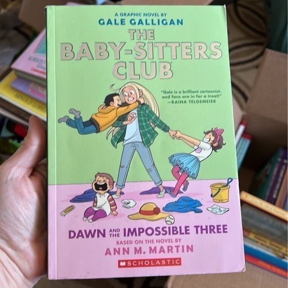 THE Baby-Sitters Club 5 - Dawn and the Impossible Three (paperback) EUC - Picture 2 of 8